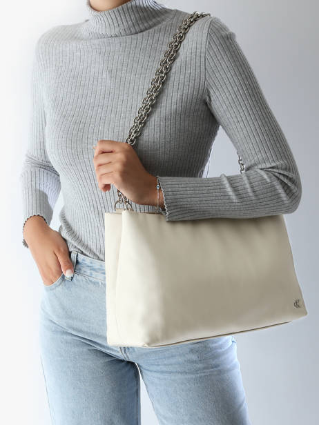 Cross Body Tas Micro Mono Gerecycleerd Polyester Calvin klein jeans Beige micro mono K612227 ander zicht 1