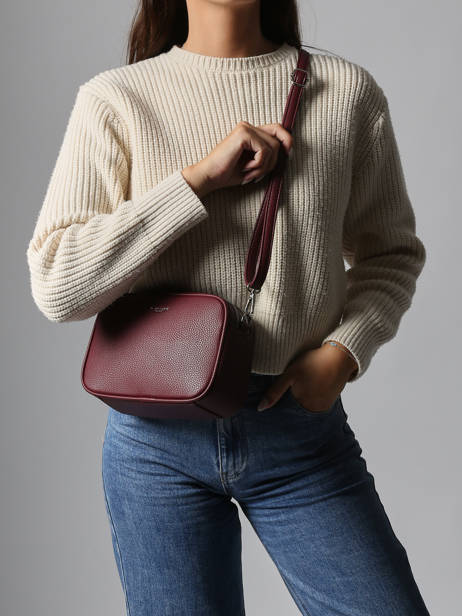 Cross Body Tas Grained Miniprix Violet grained HOWARD ander zicht 1