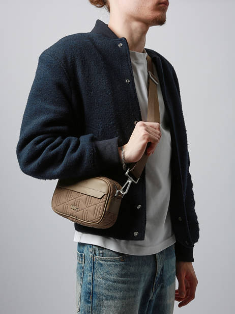 Cross Body Tas Lacoste Beige the blend NH5175BG ander zicht 1